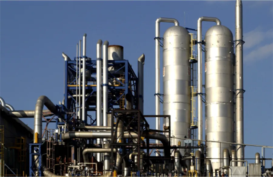 Figure shows a crude oil refinery facility which is an industrial process plant where crude oil is processed.