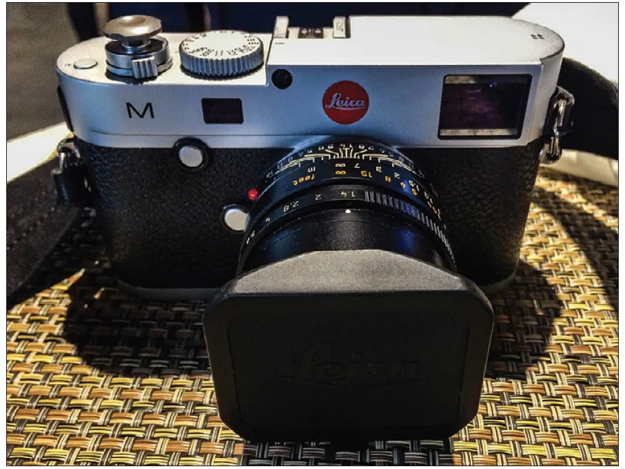 Fig. 0.3 Leica M ...