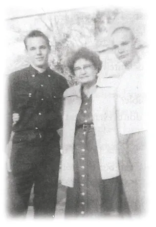 La nonna e i gemelli David e Dan, 1965