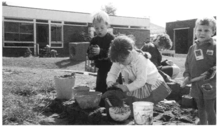 Figure 1.1 Making pies in the sand