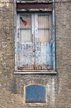 Figure 1.07 A London warehouse loading door tells a story from function to redundancy
