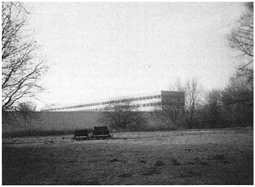 9781134575503_0038_001