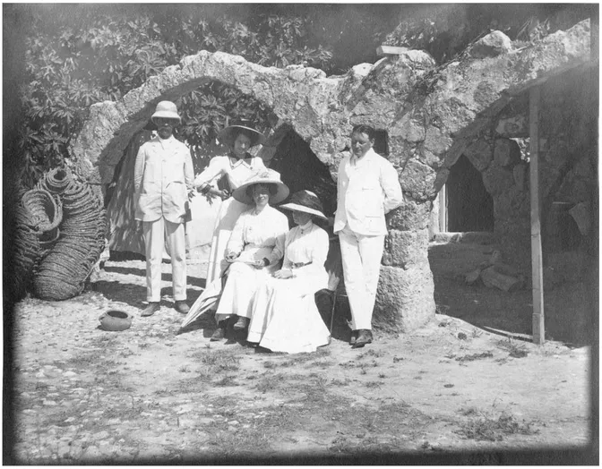 FIGURE 1.2. Duncan Mackenzie at Beth Shemesh (1911), far left, wearing pith-helmet, with visitors (Dr Masterman, Miss Douse, Miss Dickinson and Fraulein Beck) (PEF/P/MACK59).