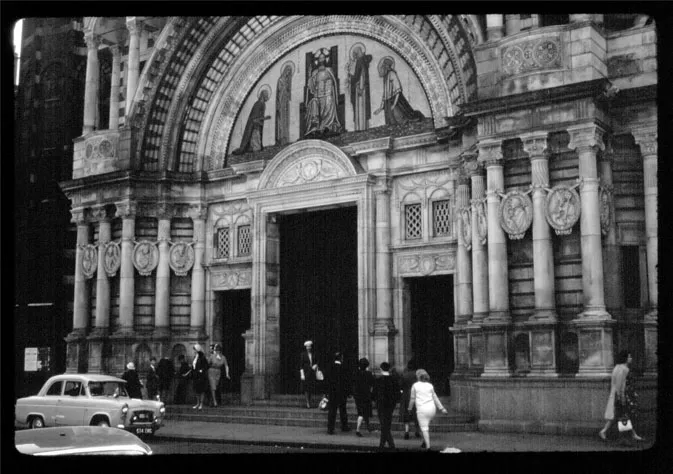 FIGURE 1.1 Warren Langford, Westminster Cathedral, London, 26 May 1963.