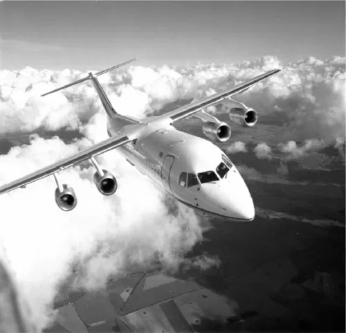 f01-01-9781855735675