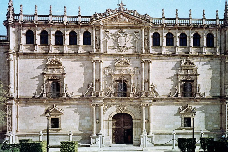 Universidad de Alcalá de Henares.