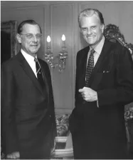 9781441210739_0018_001