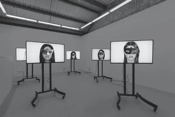 Figura 1.1. Installazione Ashley Madison Angels at Work, del !Mediengruppe Bitnik.