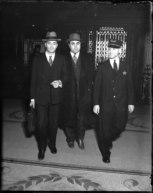 Capone entering the courthouse