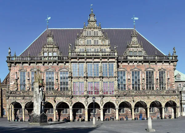 Figure 1.1.1 Bremen Town Hall, southwest façade as seen from the marketplace.