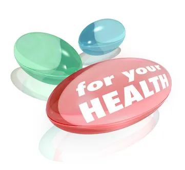 stockfresh_2478388_for-your-health-dietary-supplements-vitamins-capsules-pills_sizeXS_4eb485