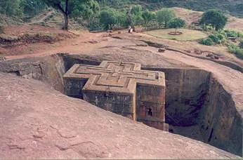 800px-Bet_Giyorgis_church_Lalibela_03color.webp