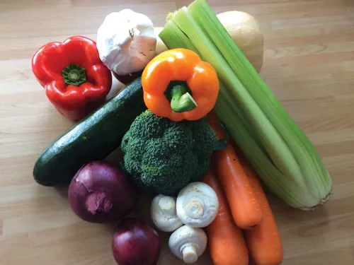Peppers, garlic, squash, celery, carrots, mushrooms, onions, courgette, broccoli.