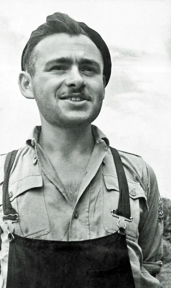 \\SRVHYPERV\Utilisateur\pweyl\Manuscrit\aaaa MANUSCRIT EN COURS\OSE - Jacques SAMUEL\ILLUSTRATIONS   OK\Taluyers  Max Bernblut dit le Rebbe OK.webp