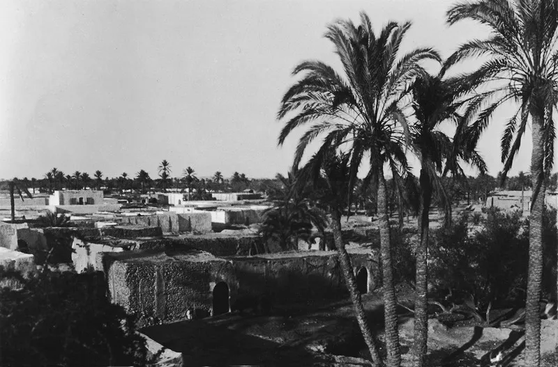 Misurata, 17 luglio 1913. Una parte della città vista dal vecchio forte turco. (CMPA, s.f., foto n. 21)