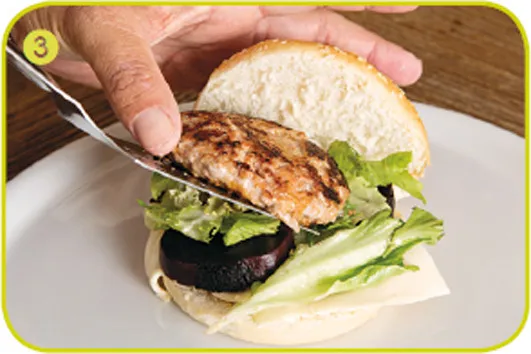 Cheeseburger con insalata e barbabietola