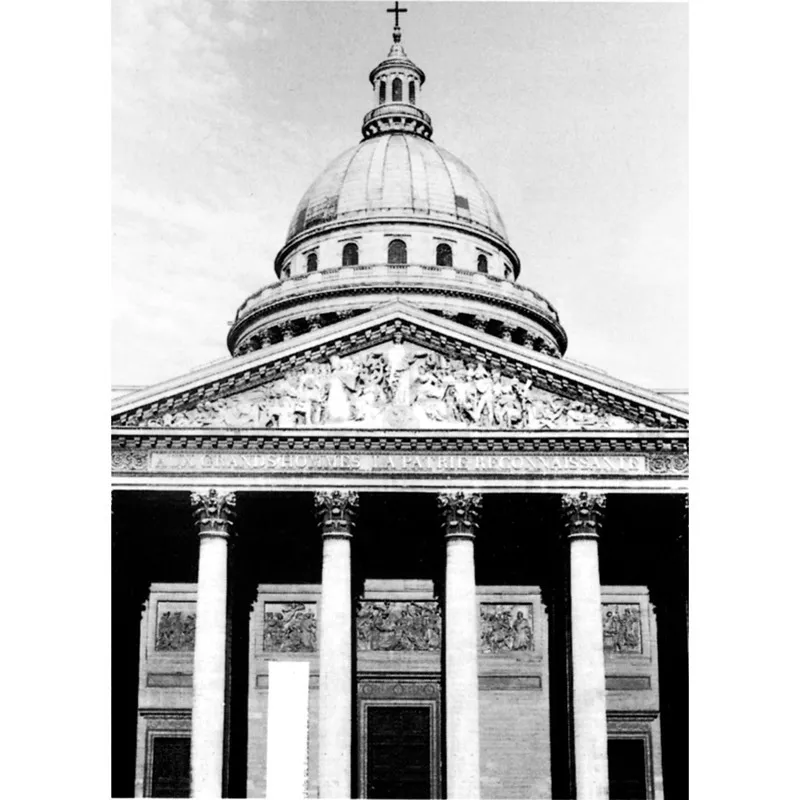 Il frontone del Panthéon.