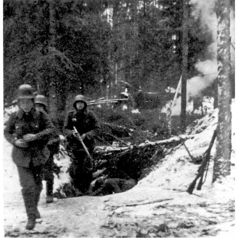 La guerra russo-finlandese: soldati finlandesi escono dalla trincea dopo l’esplosione di una bomba russa nelle vicinanze.