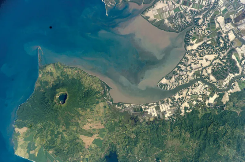 Il vulcano Cosiguina in Nicaragua, Sud America. © NASA/courtesy of nasaimages.org.