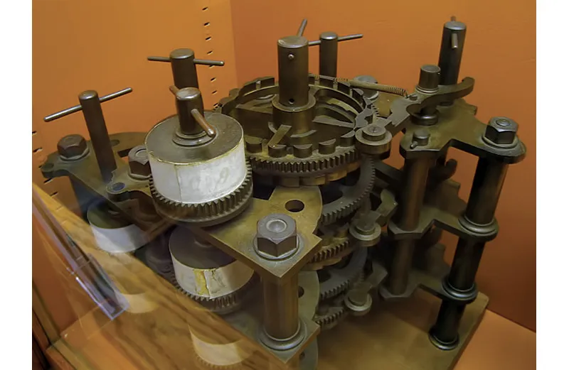 La macchina differenziale di Babbage. Componente del macchinario costruito dal figlio. Photograph © Andrew Dunn, 5th November 2004. Website: http://www.andrewdunnphoto.com