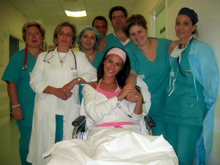 La foto che mi ha scattato il dottor Lombardo con tutto il team della rianimazione.