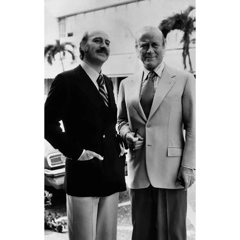 Mio padre Paolo con mio nonno Aldo.