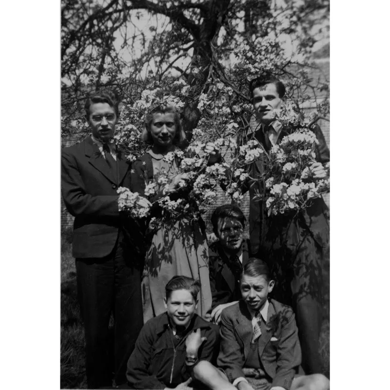 Selma in clandestinità sull’Oude Singel a Leida (maggio 1943).