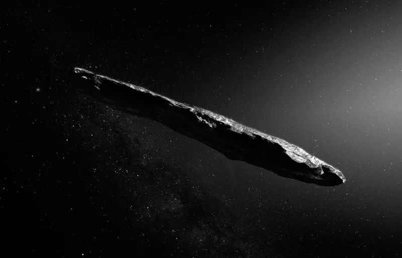 Rappresentazione artistica di ‘Oumuamua come una roccia oblunga, a forma di sigaro. Questa è diventata l’immagine comunemente accettata dell’oggetto interstellare. ESO/M. Kornmesser.