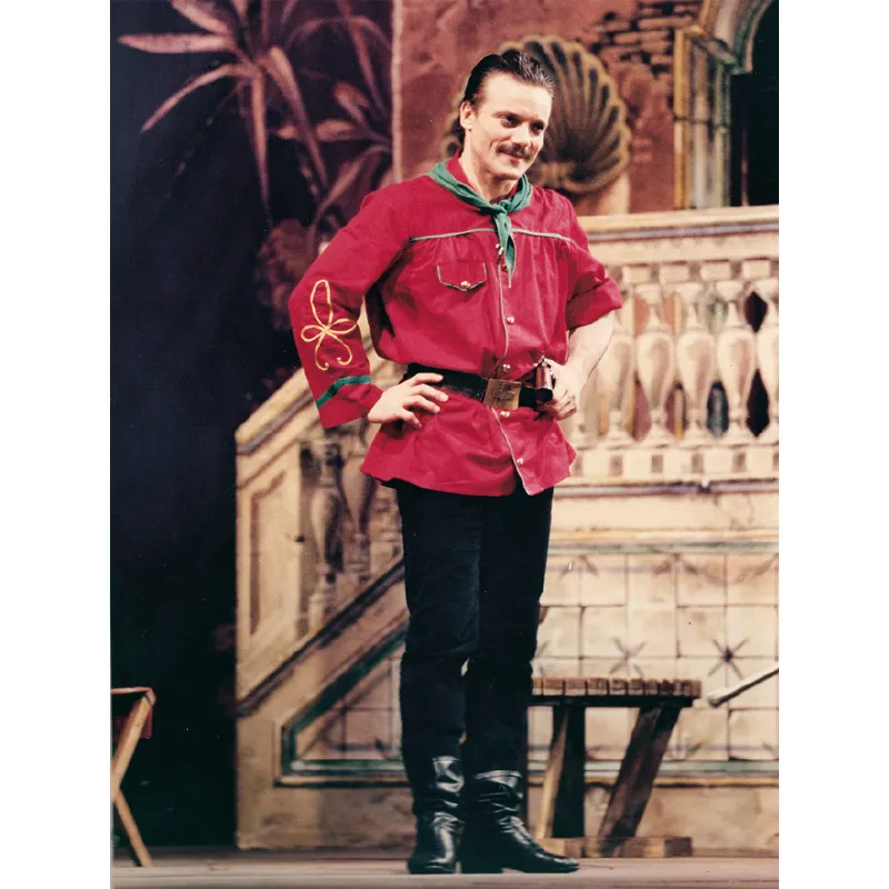 1988. Sul palcoscenico per Rinaldo in campo, indimenticabile commedia musicale di Garinei e Giovannini.