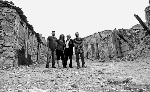 pag-22-02-corbera-Grupo-Punset.eps